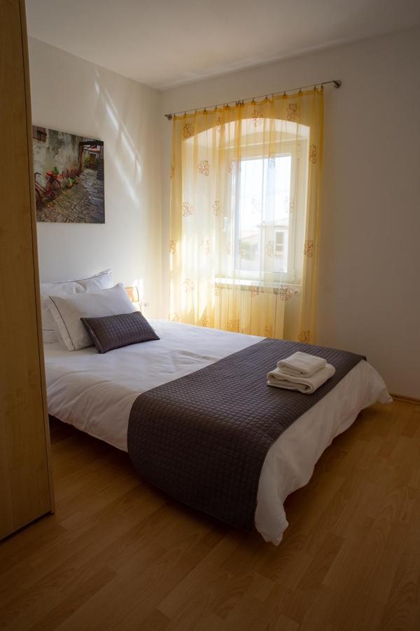 Olive Tree Apartments Умаг Екстер'єр фото